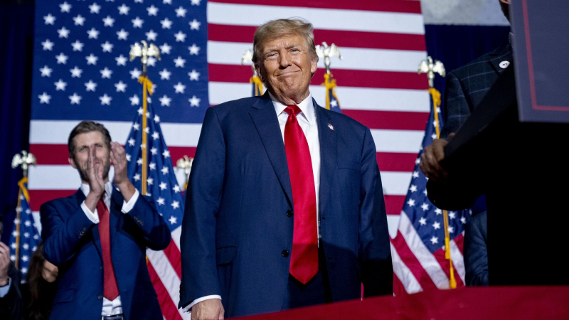 Опрос показал, что почти 50% украинцев верят в наступление мира при Трампе