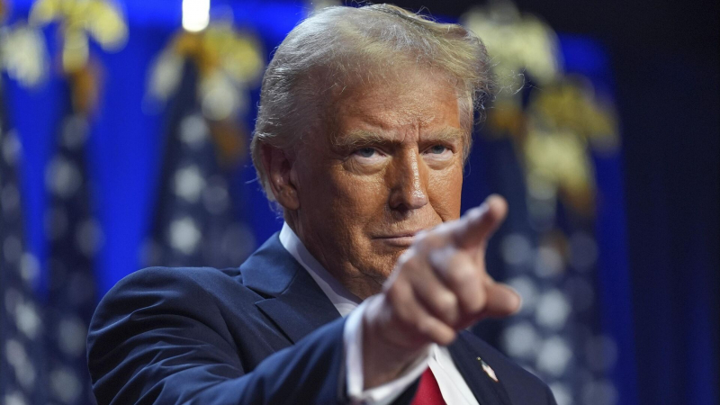 Трампу не нужны посредники для урегулирования на Украине, заявил Сийярто