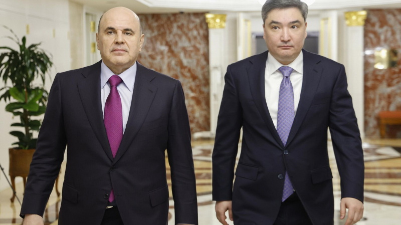 Премьер РФ попросил казахстанского коллегу передать наилучшие пожелания Токаеву от Путина