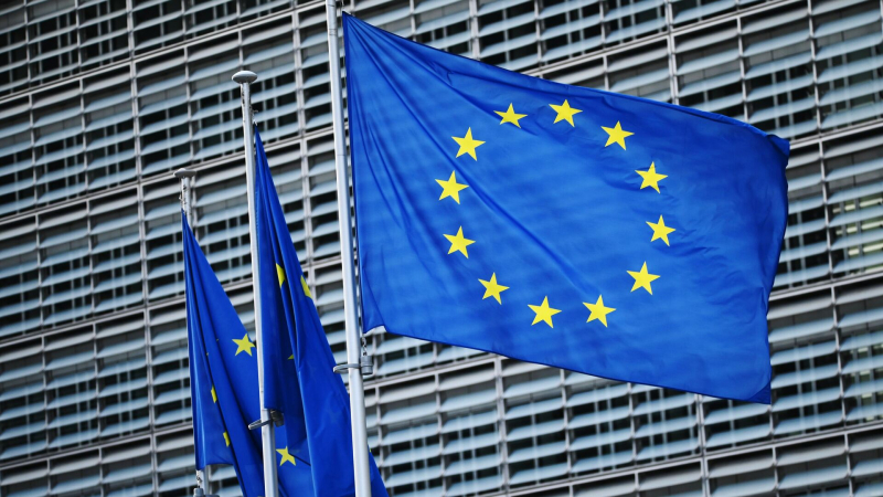 Позиция Европы задерживает достижение мира на Украине, заявил эксперт