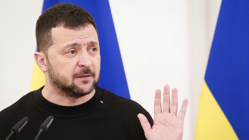 Зеленский вновь заявил, что будет ждать Путина в Стамбуле