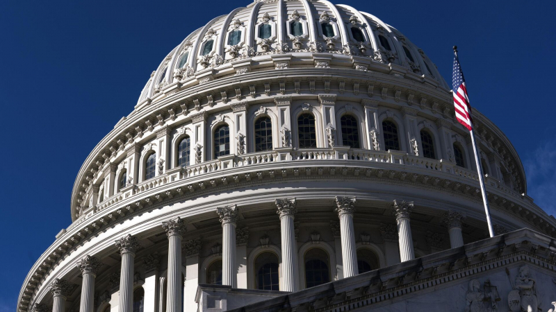 Конгресс США заслушает показания осужденной сообщницы Эпштейна