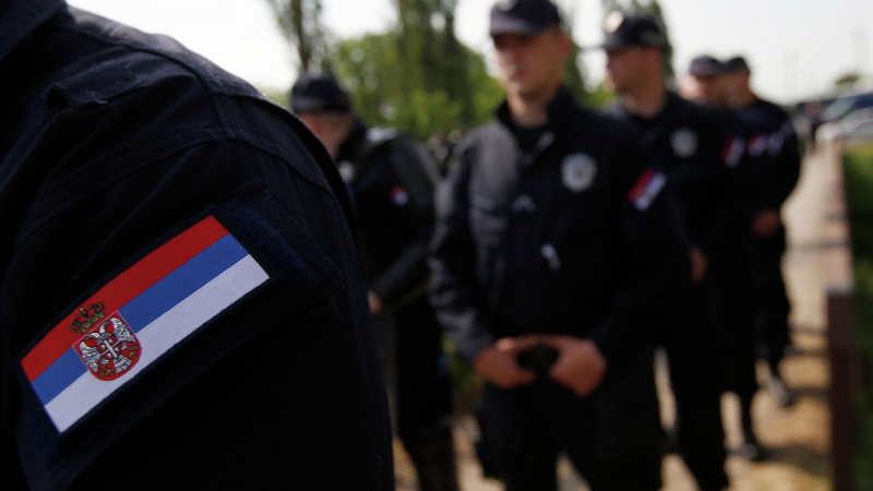 В Сербии задержали трех участников протестов