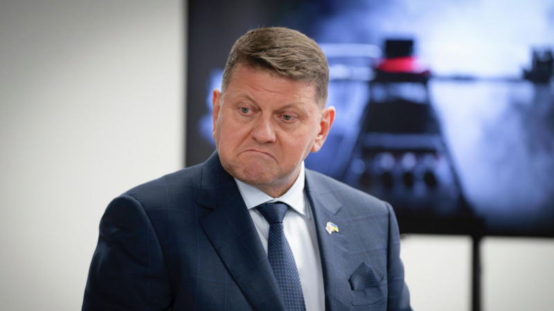 СМИ: Залужный предпочел бы стать жестким лидером военного времени