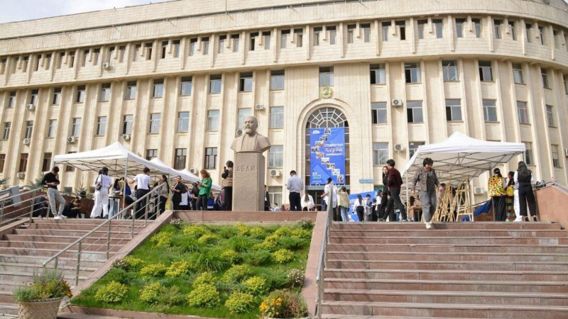 В Казахстане опубликовали список обладателей госгрантов для учебы в вузах