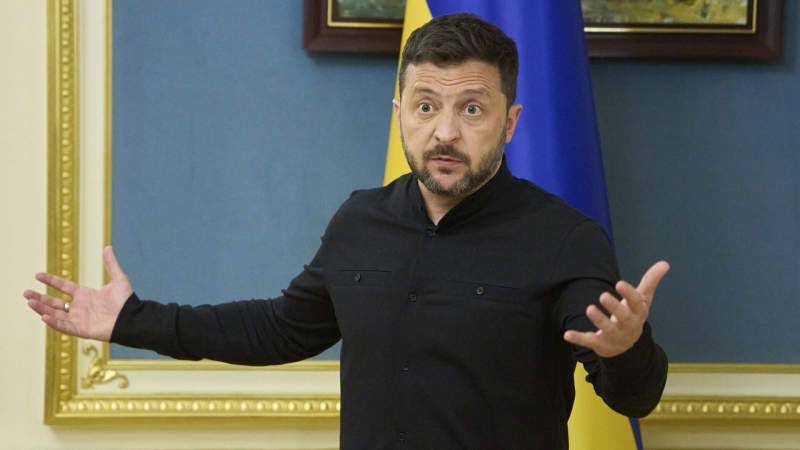 В Киеве объяснили, с какой целью Зеленский выпустил молодежь