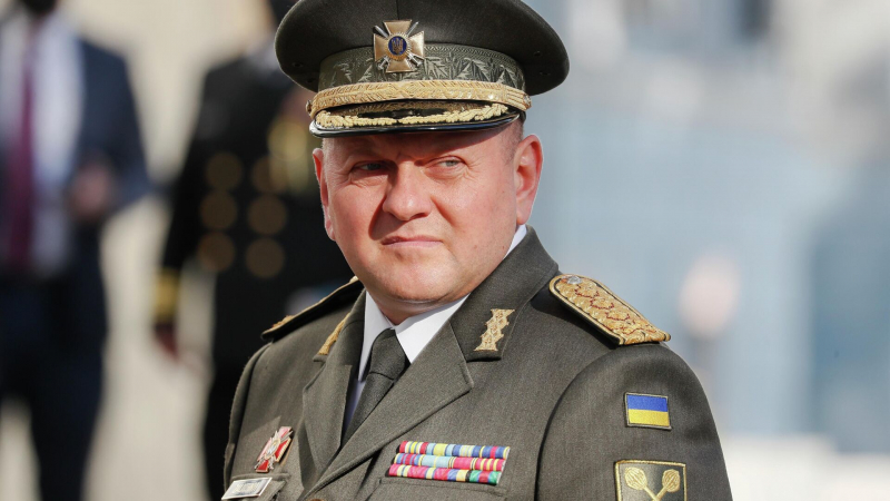 Залужный заявил, что ВСУ теряют позиции на фронте