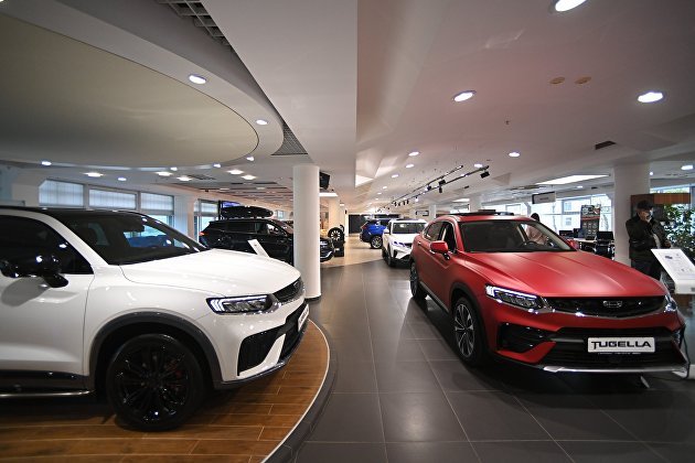 Эксперты ожидают появления новых автобрендов из Китая, Вьетнама и Ирана в России в 2023 году