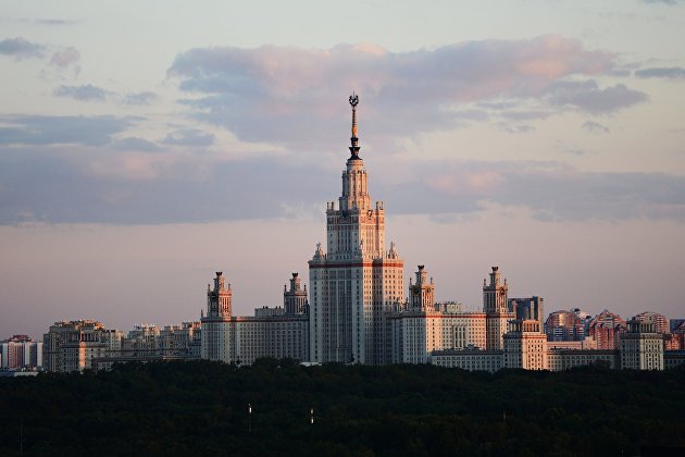 Глава комитета по соцполитике Нилов: в Госдуму внесут законопроект о стипендии не ниже МРОТ