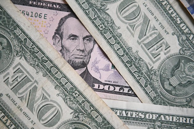 Курс доллар к евро и иене начал расти после выхода статистики в США