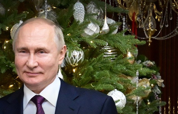 Путин из действующих лидеров Европы поздравил с Новым годом лишь главу Сербии и премьера Венгрии